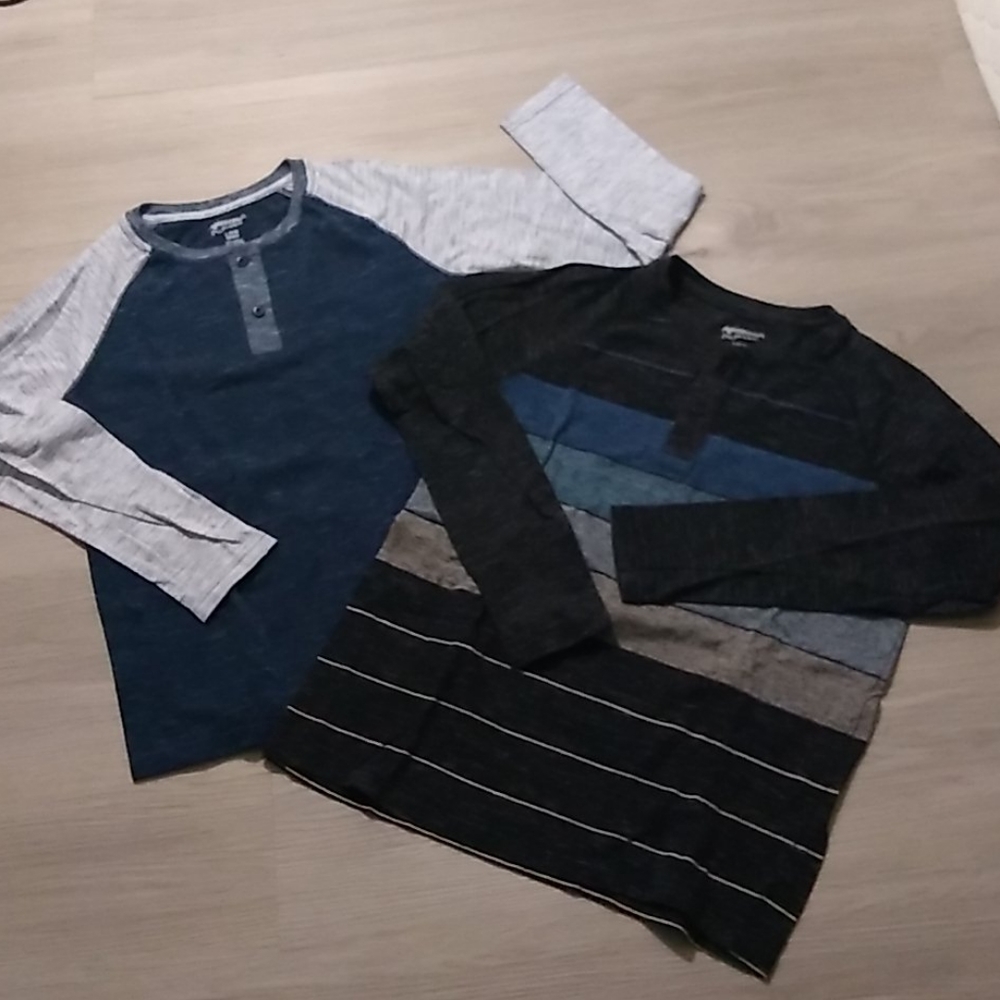 Pair of Arizona Jean Co. Long-sleeve Tees